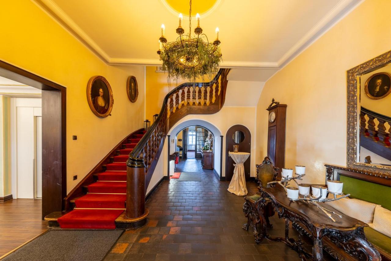 Jagdschloss Hotel Niederwald 로데스하임암라인 외부 사진