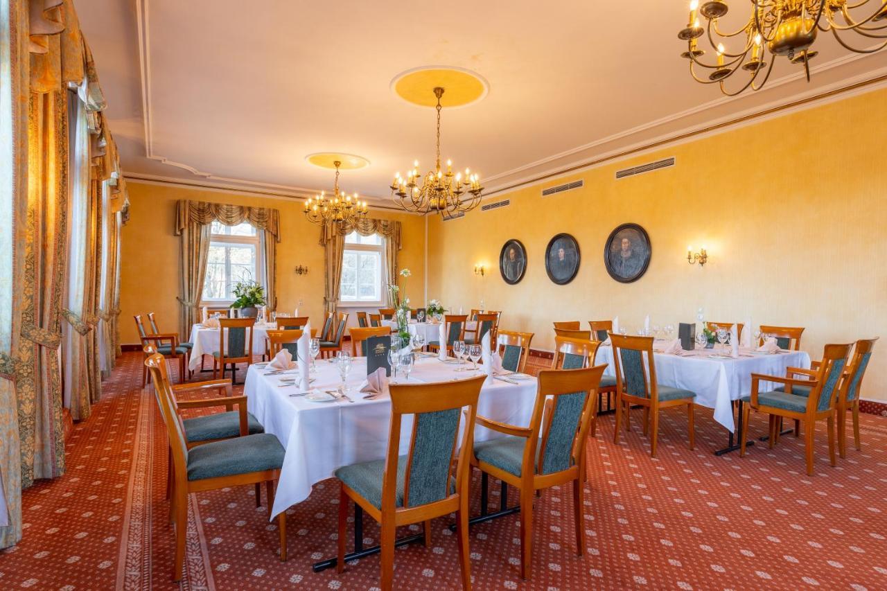 Jagdschloss Hotel Niederwald 로데스하임암라인 외부 사진
