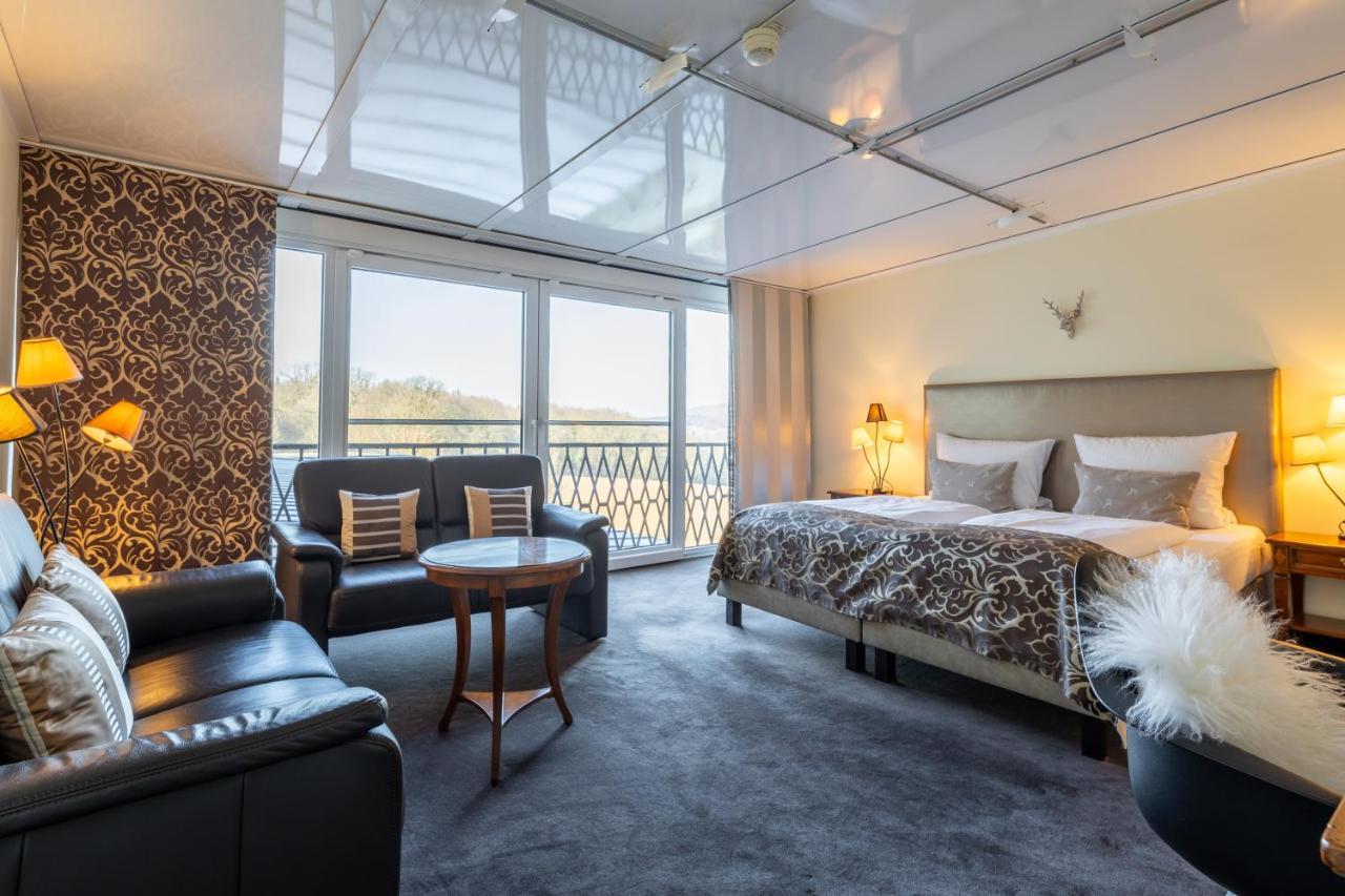 Jagdschloss Hotel Niederwald 로데스하임암라인 외부 사진