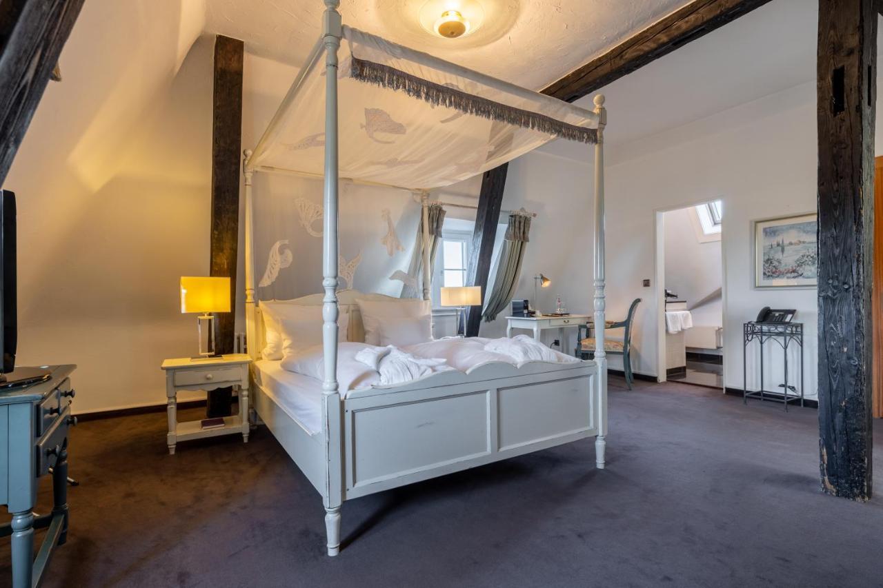 Jagdschloss Hotel Niederwald 로데스하임암라인 외부 사진