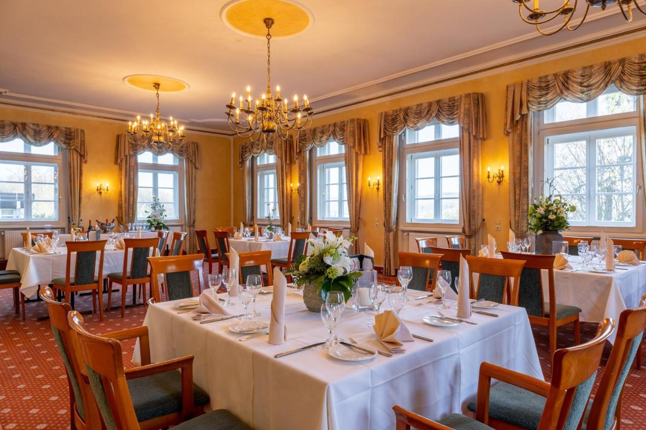 Jagdschloss Hotel Niederwald 로데스하임암라인 외부 사진